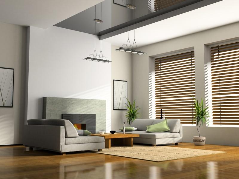 Wohnzimmer mit Kamin und Polstermöbeln