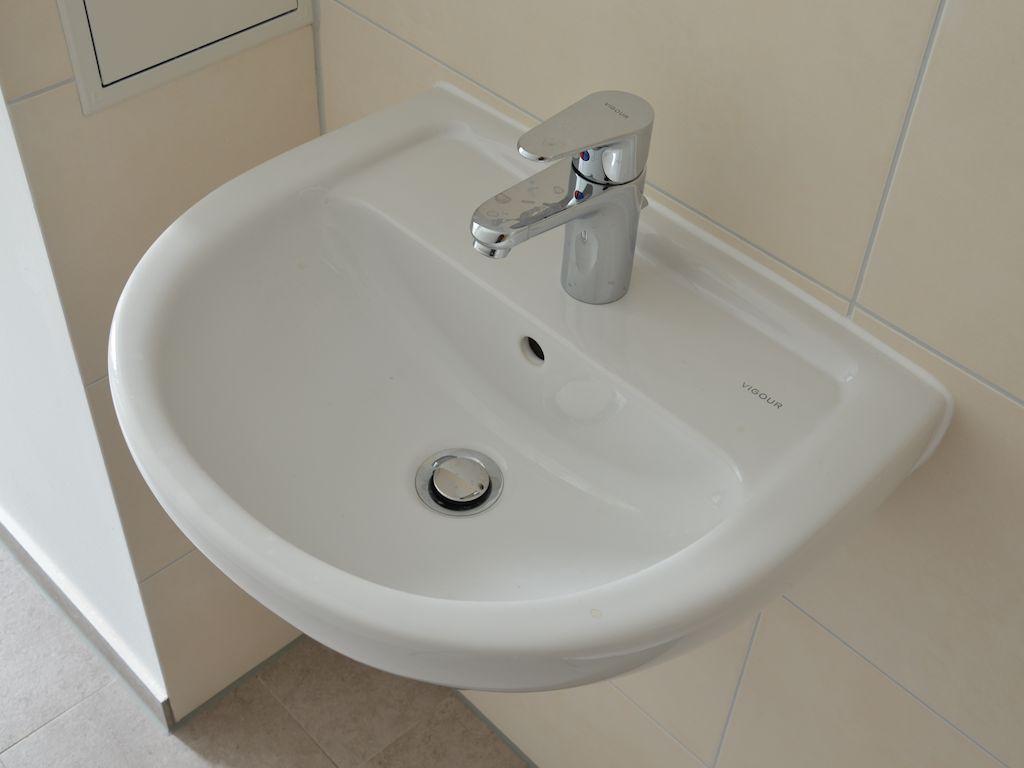Bad Waschtisch 1 Zimmer Wohnung: Bad Waschtisch